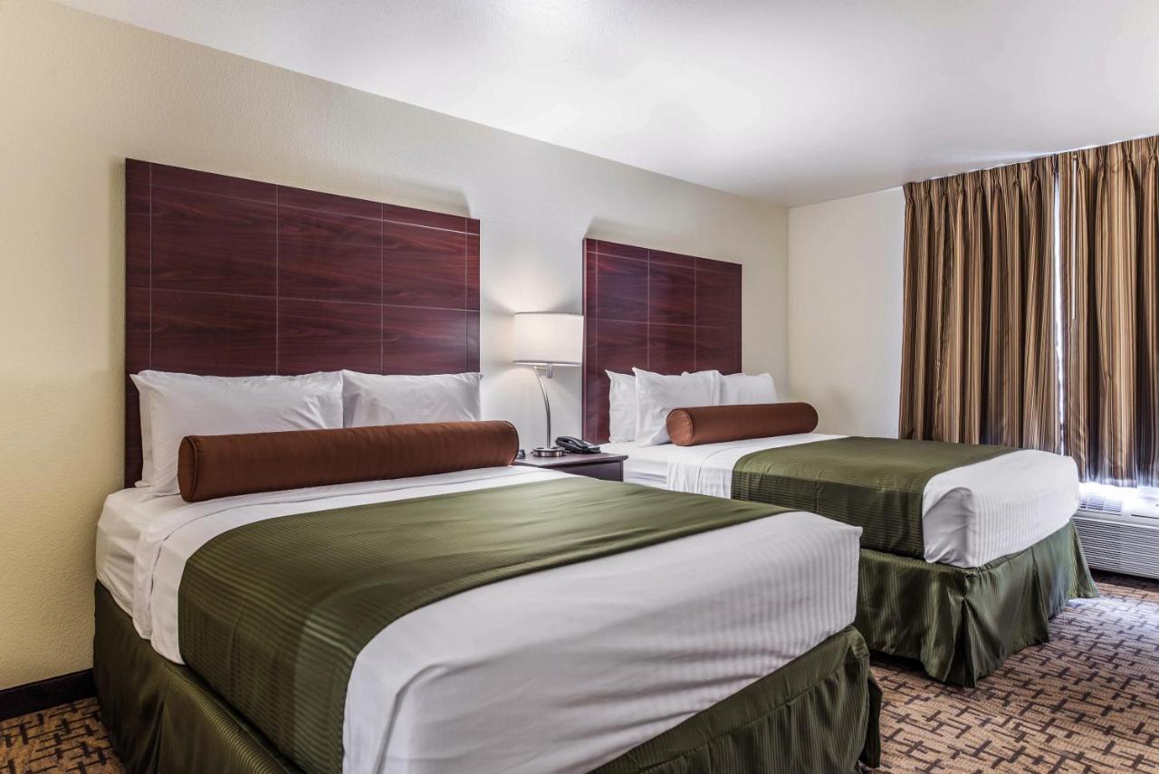 Cobblestone Hotel & Suites - Hutchinson Εξωτερικό φωτογραφία