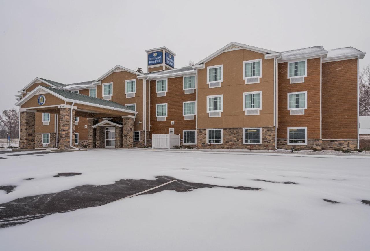 Cobblestone Hotel & Suites - Hutchinson Εξωτερικό φωτογραφία