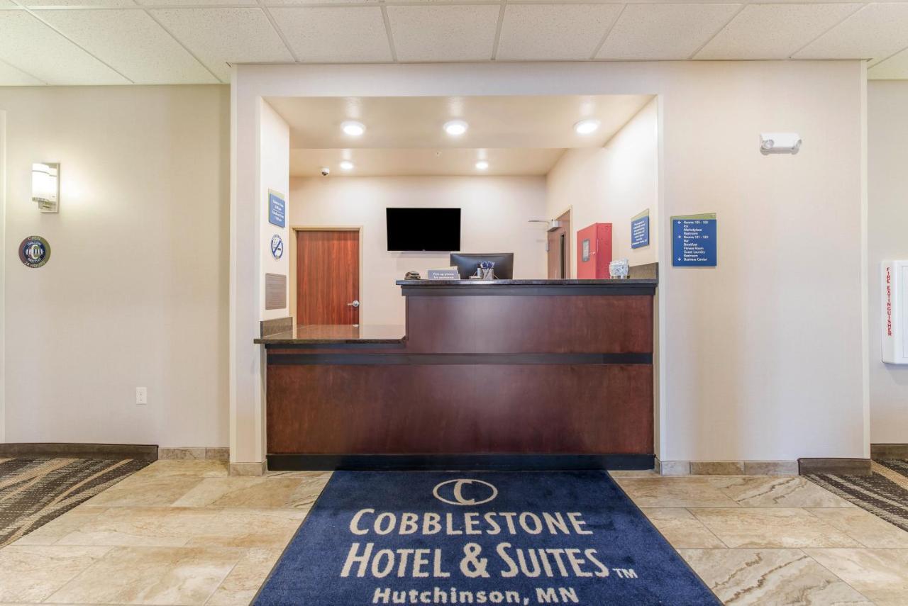 Cobblestone Hotel & Suites - Hutchinson Εξωτερικό φωτογραφία